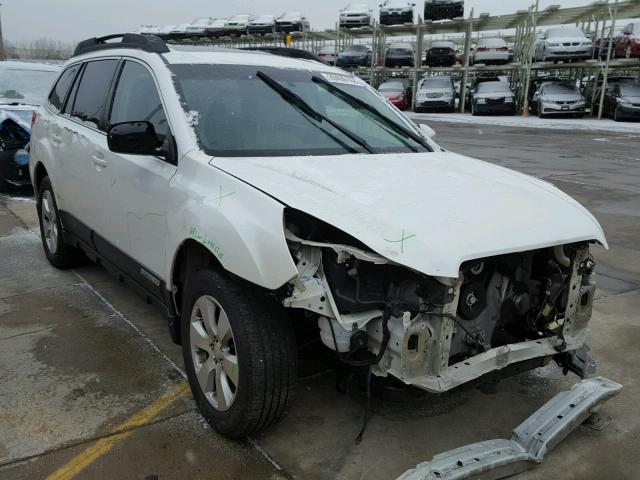 4S4BRDKC6B2380719 - 2011 SUBARU OUTBACK 3. WHITE photo 1