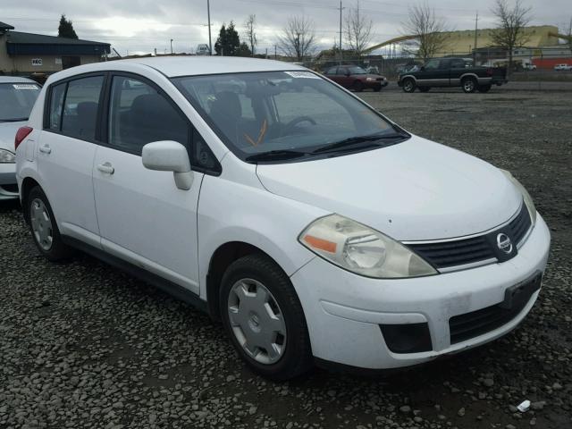 3N1BC13EX8L407225 - 2008 NISSAN VERSA S WHITE photo 1