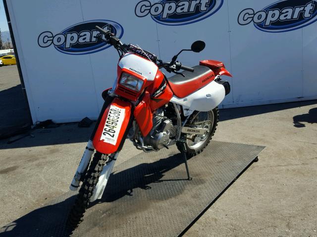 JH2RD06195M300235 - 2005 HONDA XR650 L WHITE photo 2