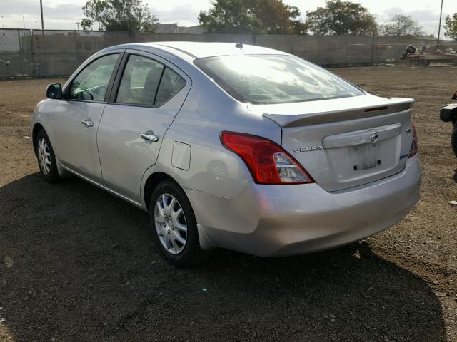 3N1CN7AP0DL888862 - 2013 NISSAN VERSA S SILVER photo 3