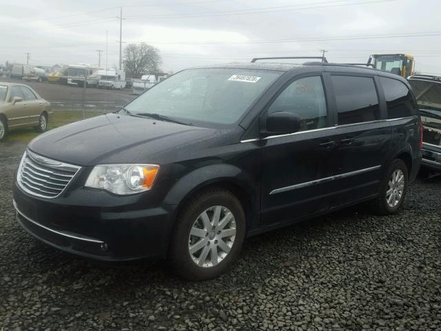 2C4RC1BG2DR730356 - 2013 CHRYSLER TOWN & COU BLACK photo 2