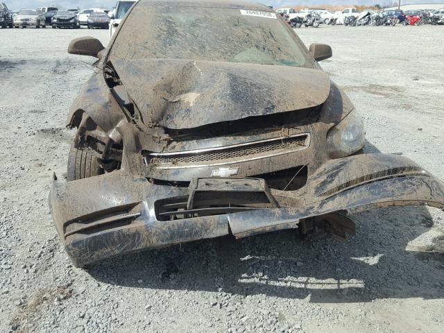 1G1ZB5EB8A4133679 - 2010 CHEVROLET MALIBU LS Күміс фото 9