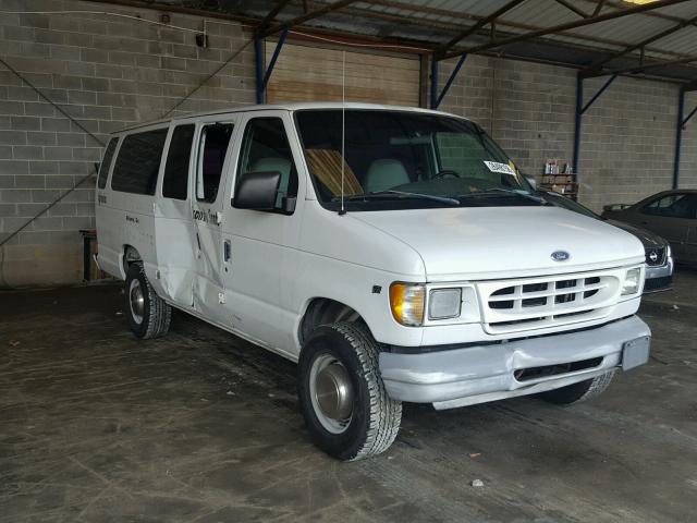 1FBSS31L4WHA59953 - 1998 FORD ECONOLINE WHITE photo 1