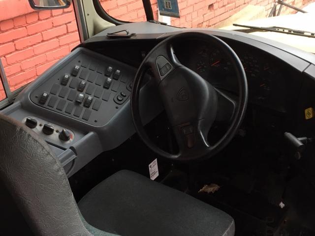 4DRBUAFP35B987157 - 2005 IC CORPORATION 3000 YELLOW photo 7