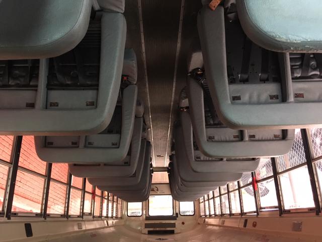 4DRBUAFP35B987157 - 2005 IC CORPORATION 3000 YELLOW photo 8