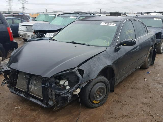 1N4AL11DX3C153271 - 2003 NISSAN ALTIMA BAS BLACK photo 2