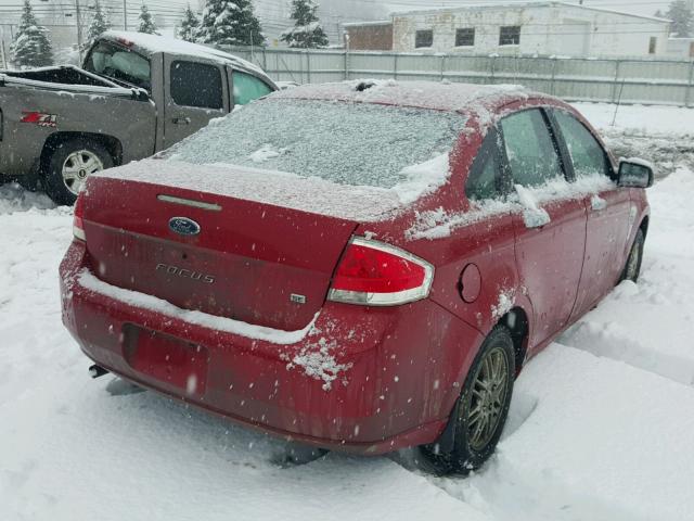 1FAHP35N39W134697 - 2009 FORD FOCUS SE RED photo 4