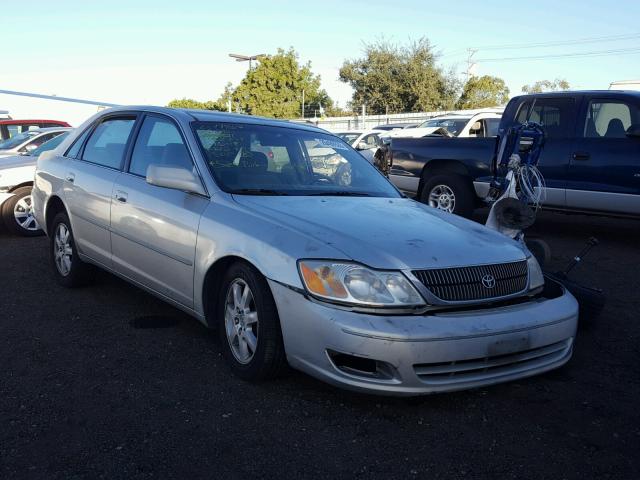 4T1BF28BXYU048789 - 2000 TOYOTA AVALON XL SILVER photo 1