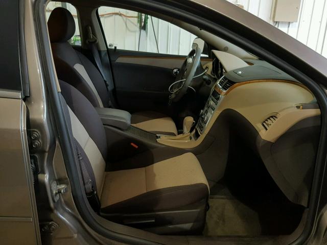 1G1ZC5E18BF236322 - 2011 CHEVROLET MALIBU 1LT 米色 照片 5