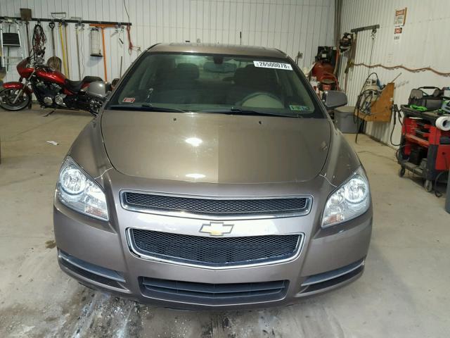 1G1ZC5E18BF236322 - 2011 CHEVROLET MALIBU 1LT BEIGE photo 9