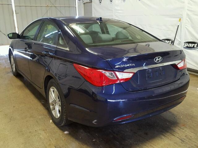 5NPEB4AC5DH650628 - 2013 HYUNDAI SONATA GLS BLUE photo 3