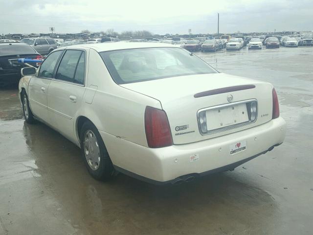 1G6KE57Y12U246881 - 2002 CADILLAC DEVILLE DH WHITE photo 3