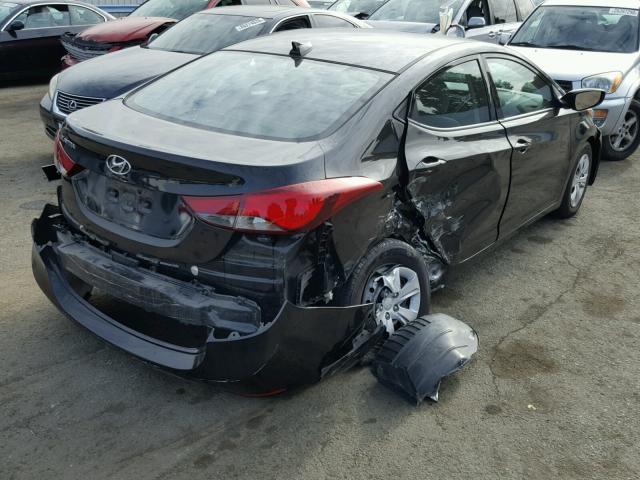 5NPDH4AE9GH780976 - 2016 HYUNDAI ELANTRA SE BLACK photo 4