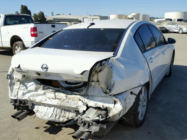 1N4BA41E75C868211 - 2005 NISSAN MAXIMA SE WHITE photo 4