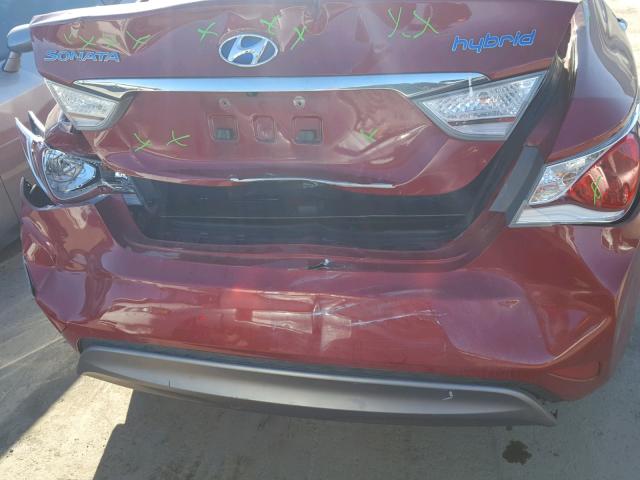 KMHEC4A48CA033778 - 2012 HYUNDAI SONATA HYB RED photo 9