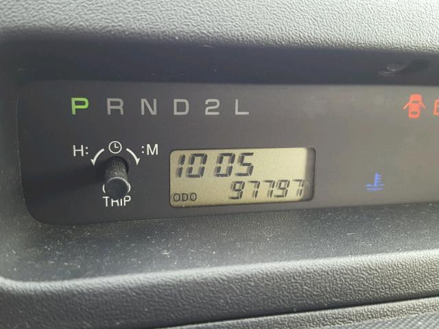 JTLKT324054022358 - 2005 TOYOTA SCION XB BLUE photo 8