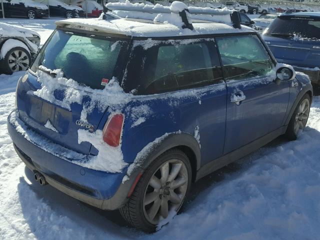 WMWRE33536TL20256 - 2006 MINI COOPER S BLUE photo 4