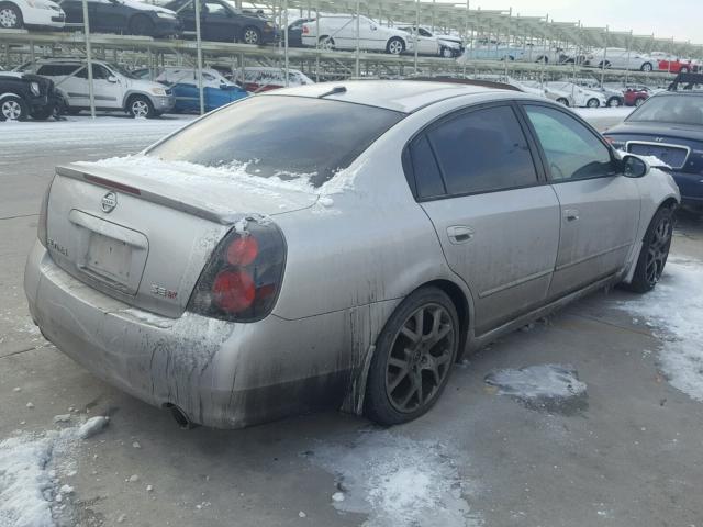 1N4BL11E15C386066 - 2005 NISSAN ALTIMA SE SILVER photo 4