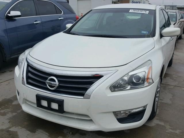 1N4AL3AP8EN366278 - 2014 NISSAN ALTIMA 2.5 WHITE photo 2