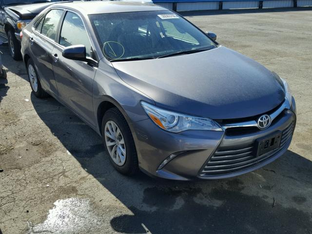 4T4BF1FK6GR571437 - 2016 TOYOTA CAMRY LE Graphit Foto 1