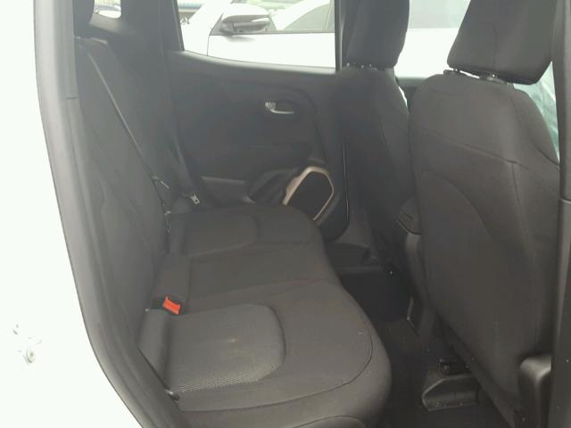 ZACCJAAB6HPF53838 - 2017 JEEP RENEGADE S თეთრი ფოტო 6