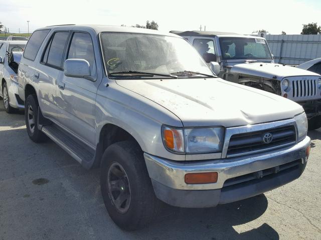 JT3GN86R3W0079276 - 1998 TOYOTA 4RUNNER SR SILVER photo 1