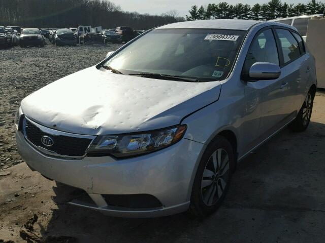 KNAFU5A25D5681225 - 2013 KIA FORTE EX SILVER photo 2