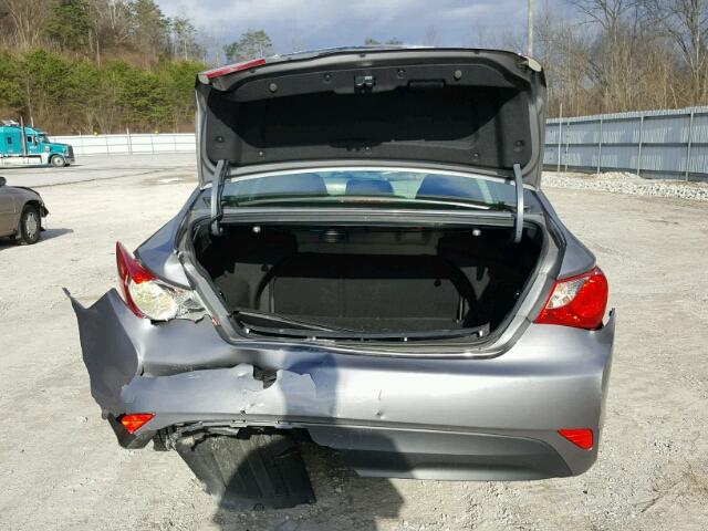 5NPEC4AC8EH889332 - 2014 HYUNDAI SONATA SE GRAY photo 9