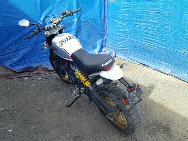 ML0KAFBM1JT000243 - 2018 DUCATI SCRAMBLER WHITE photo 3