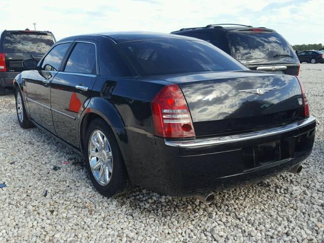 2C3JA63H15H576404 - 2005 CHRYSLER 300C BLACK photo 3