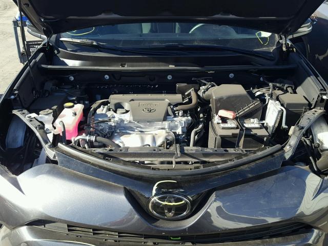 2T3RFREV2JW704454 - 2018 TOYOTA RAV4 ADVEN GRAY photo 7