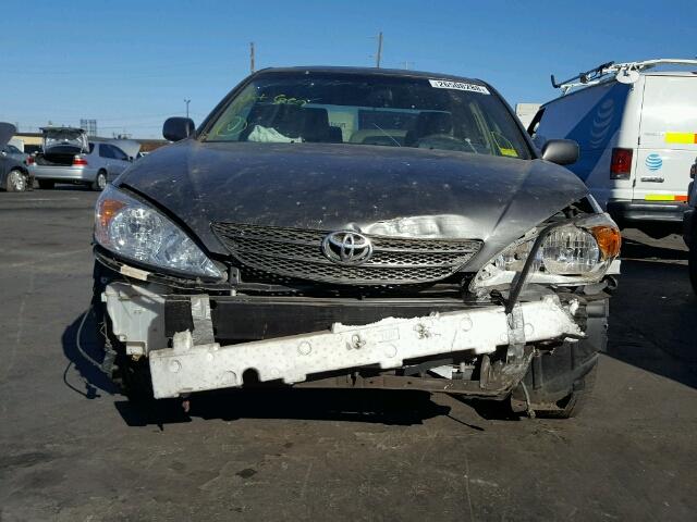 JTDBE32K120070054 - 2002 TOYOTA CAMRY LE GRAY photo 9