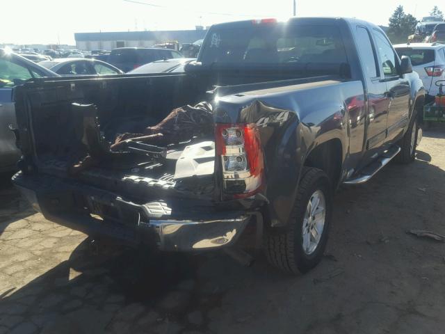 1GTSKVE31AZ159772 - 2010 GMC SIERRA K15 GRAY photo 4