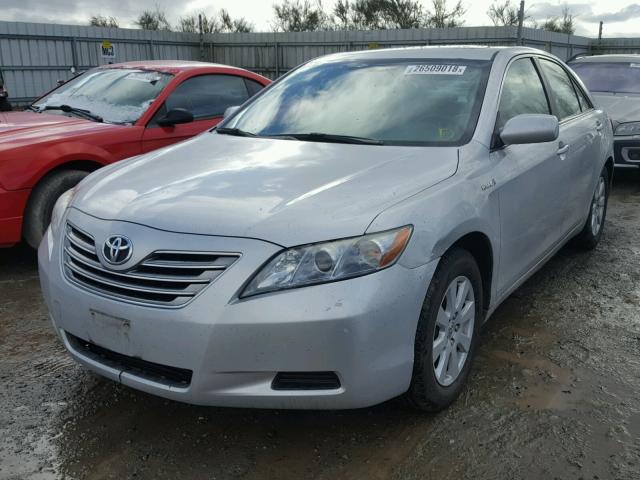 JTNBB46K883048953 - 2008 TOYOTA CAMRY HYBR SILVER photo 2