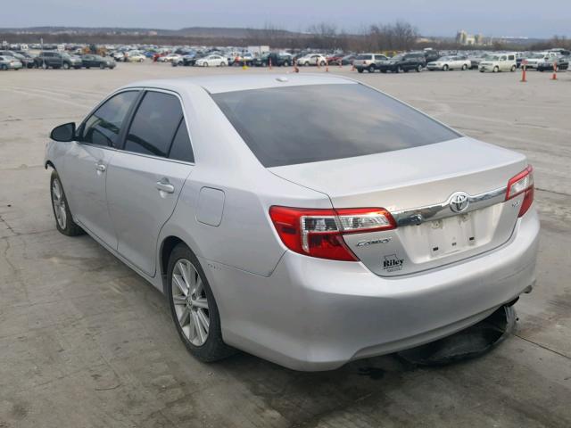 4T4BF1FK5ER340672 - 2014 TOYOTA CAMRY L SILVER photo 3