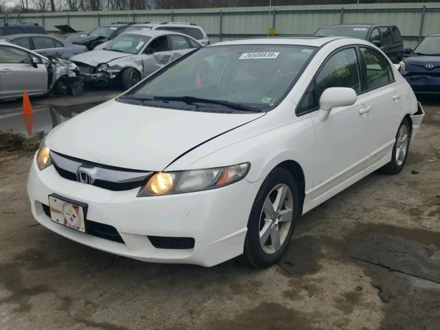 2HGFA1F82AH513226 - 2010 HONDA CIVIC EX თეთრი ფოტო 2