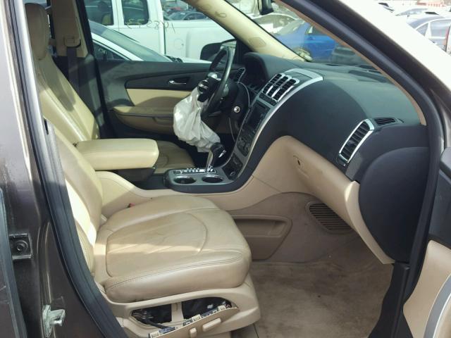 1GKLVNED6AJ145955 - 2010 GMC ACADIA SLT ყავისფერი ფოტო 5