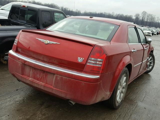 2C3LA63H26H455438 - 2006 CHRYSLER 300C RED photo 4