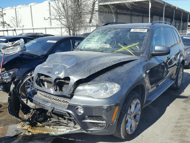 5UXZV8C56CL424279 - 2012 BMW X5 XDRIVE5 GRAY photo 2