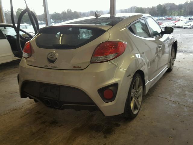 KMHTC6AE4DU172172 - 2013 HYUNDAI VELOSTER T SILVER photo 4