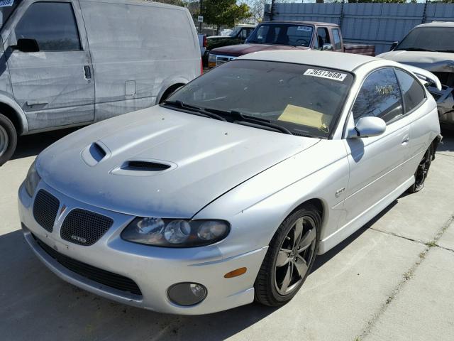 6G2VX12GX4L265747 - 2004 PONTIAC GTO SILVER photo 2