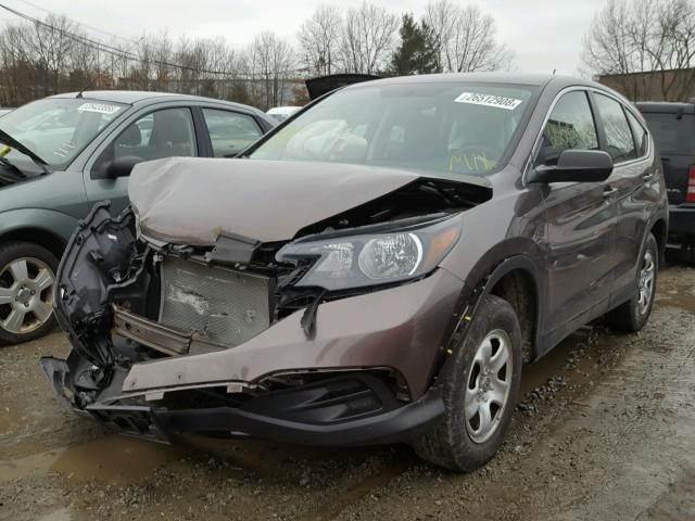 2HKRM4H35EH680358 - 2014 HONDA CR-V LX BROWN photo 2