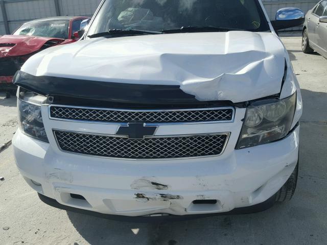 1GNFC13038R140156 - 2008 CHEVROLET TAHOE C150 WHITE photo 7