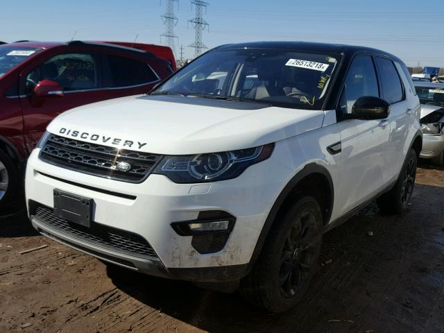 SALCP2BG9HH653981 - 2017 LAND ROVER DISCOVERY WHITE photo 2