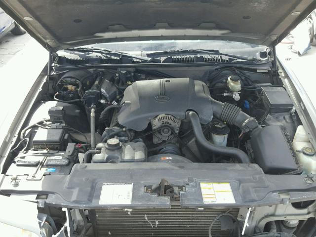 2FAFP73W4YX159038 - 2000 FORD CROWN VICT GRAY photo 7