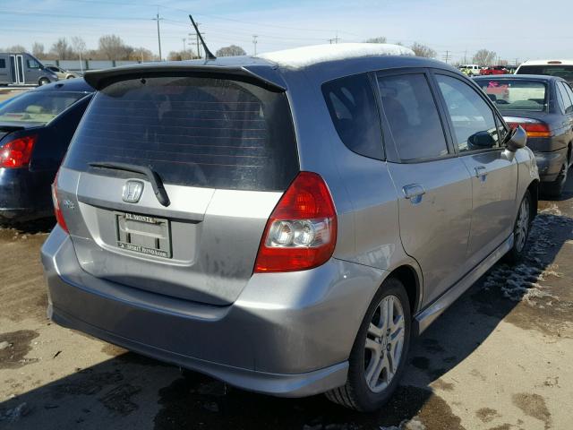 JHMGD38617S043272 - 2007 HONDA FIT S SILVER photo 4