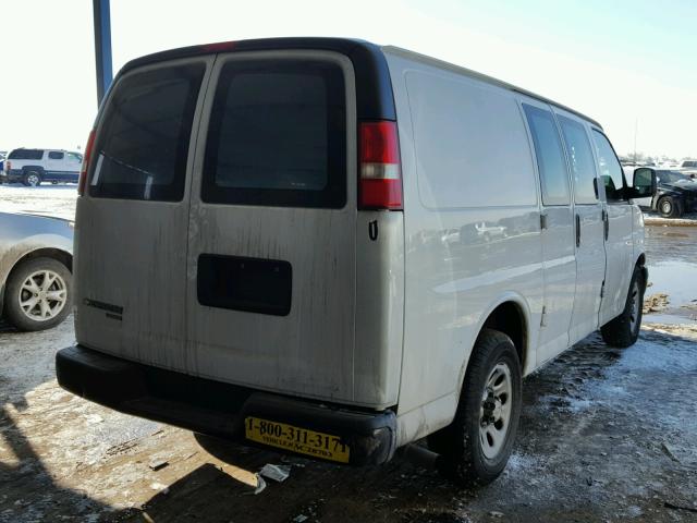 1GCSGAFX6E1198759 - 2014 CHEVROLET EXPRESS G1 WHITE photo 4