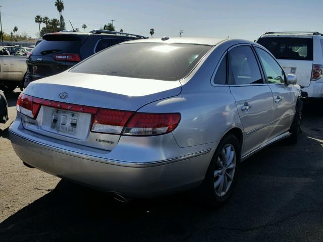 KMHFC46F27A224150 - 2007 HYUNDAI AZERA SE SILVER photo 4