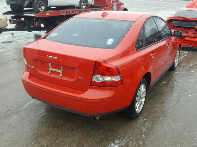 YV1MS682562158068 - 2006 VOLVO S40 T5 RED photo 4