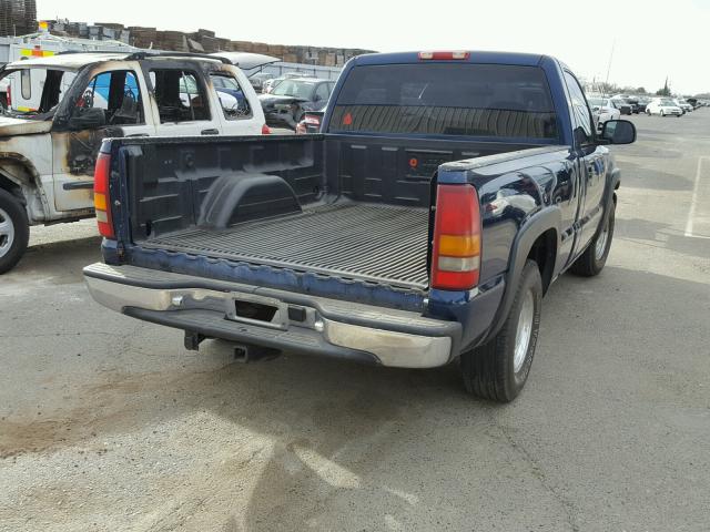 1GTEC14V1XZ500666 - 1999 GMC NEW SIERRA BLUE photo 4